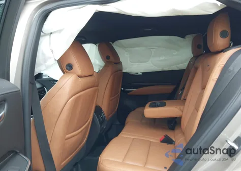 2023 Cadillac Xt4 Awd Premium Luxury z USA, uszkodzony, nr VIN 1GYFZDR4XPF124940